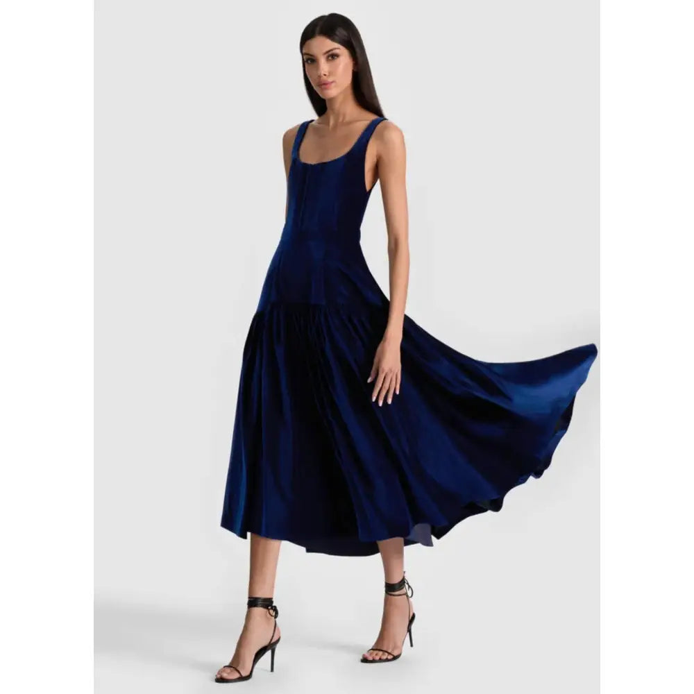 Alice + Olivia DIANA VELVET STRUCTURED MIDI DRESS - Dress