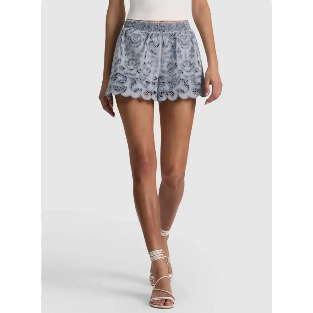 Alice + Olivia KENLEY EYELET DENIM SHORT - Shorts