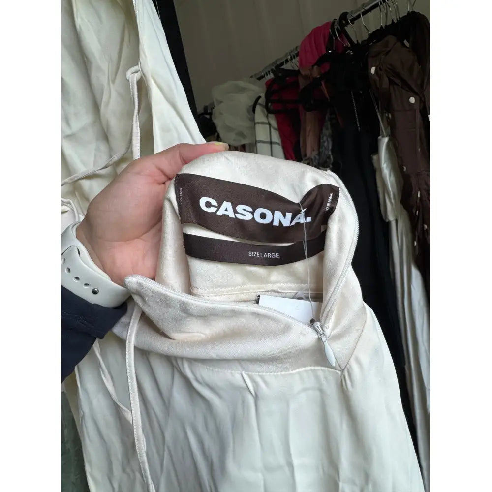 Casona La Emperifolla Dress in Off White - Dress