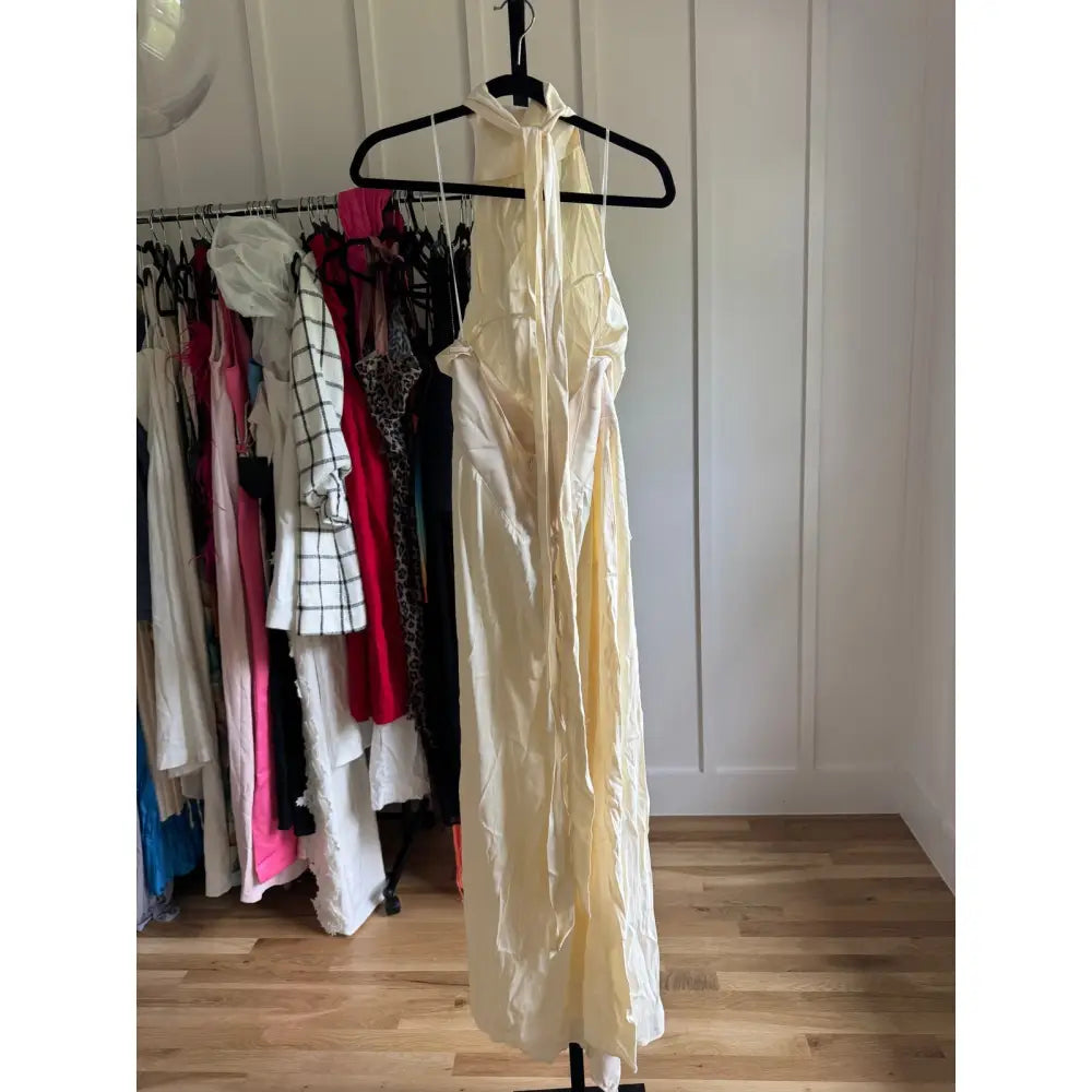 Casona La Emperifolla Dress in Off White - Dress