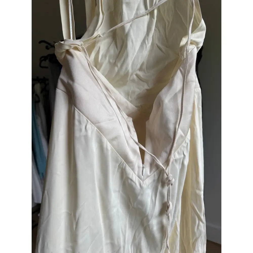 Casona La Emperifolla Dress in Off White - Dress