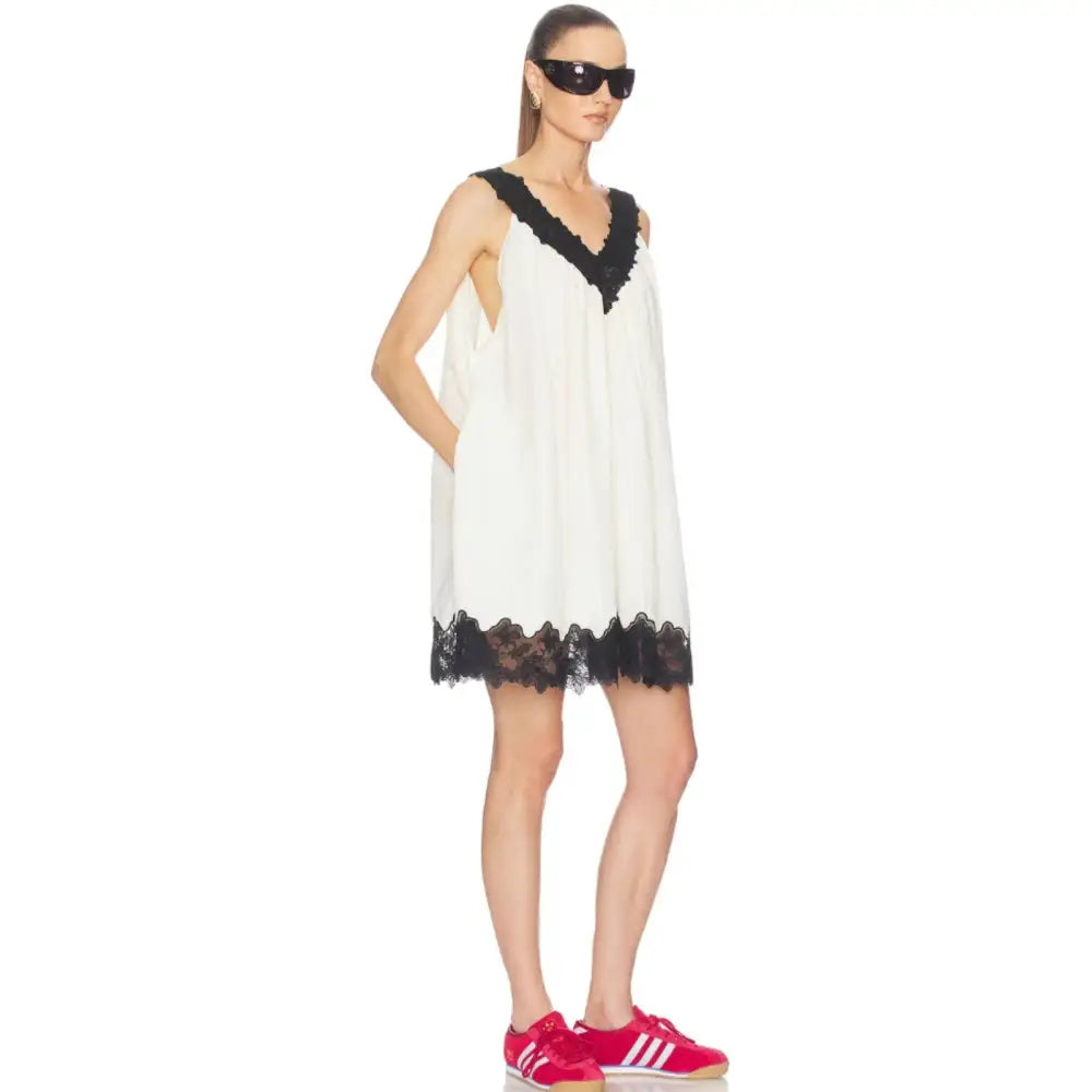 Helsa Mini Dress With Lace in Tech Poplin - Dress